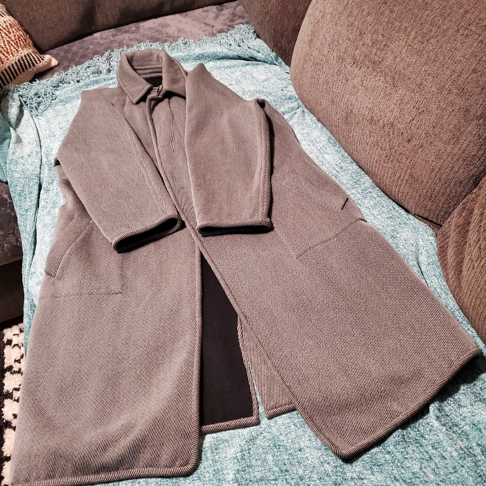 Women's coat - Picture 3 of 6